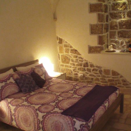 Bed and Breakfast La Grotta Мезанье Экстерьер фото