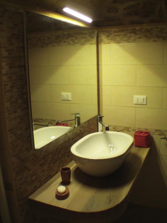Bed and Breakfast La Grotta Мезанье Экстерьер фото